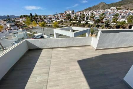 Royal Palm 22 Luxurious 3 Bedroom Penthouse Nerja Zewnętrze zdjęcie