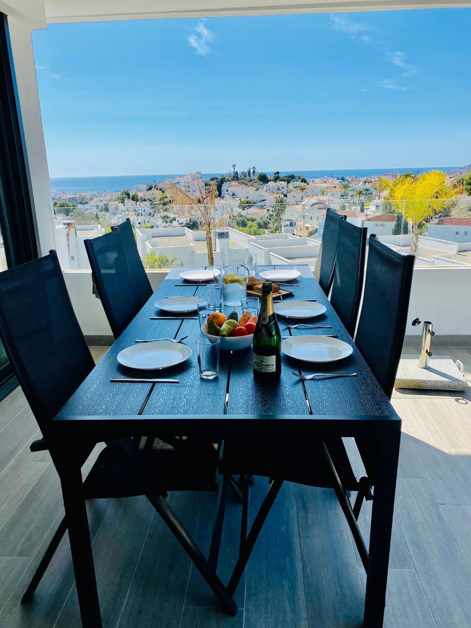 Royal Palm 22 Luxurious 3 Bedroom Penthouse Nerja Zewnętrze zdjęcie